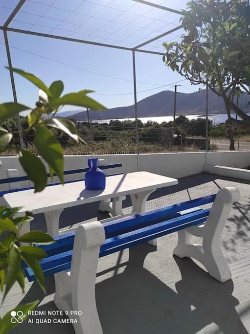 Holiday home White In Olive Trees And Seaview To Panagia *