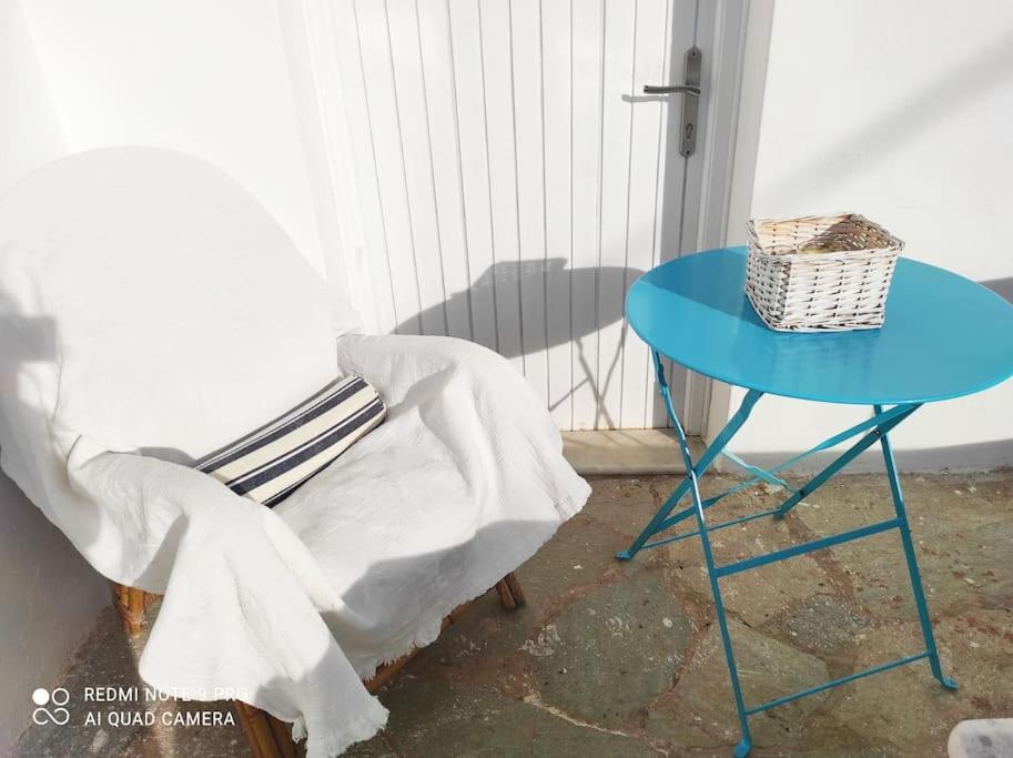 White In Olive Trees And Seaview To Panagia Holiday home