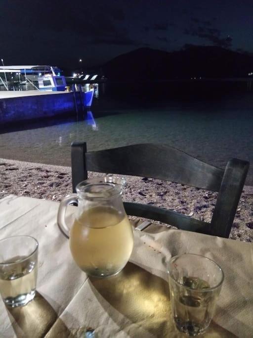 White In Olive Trees And Seaview To Panagia Holiday home *